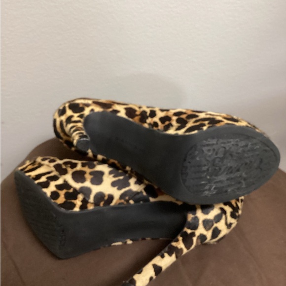 Gianni Bini Leopar Tall Ankle Boots - Picture 4 of 9